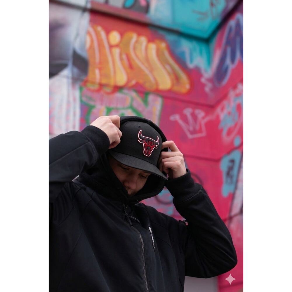 Chicago Bulls Black Snapback Hat Red Underbrim NBA Cap Ultra Game Streetwear